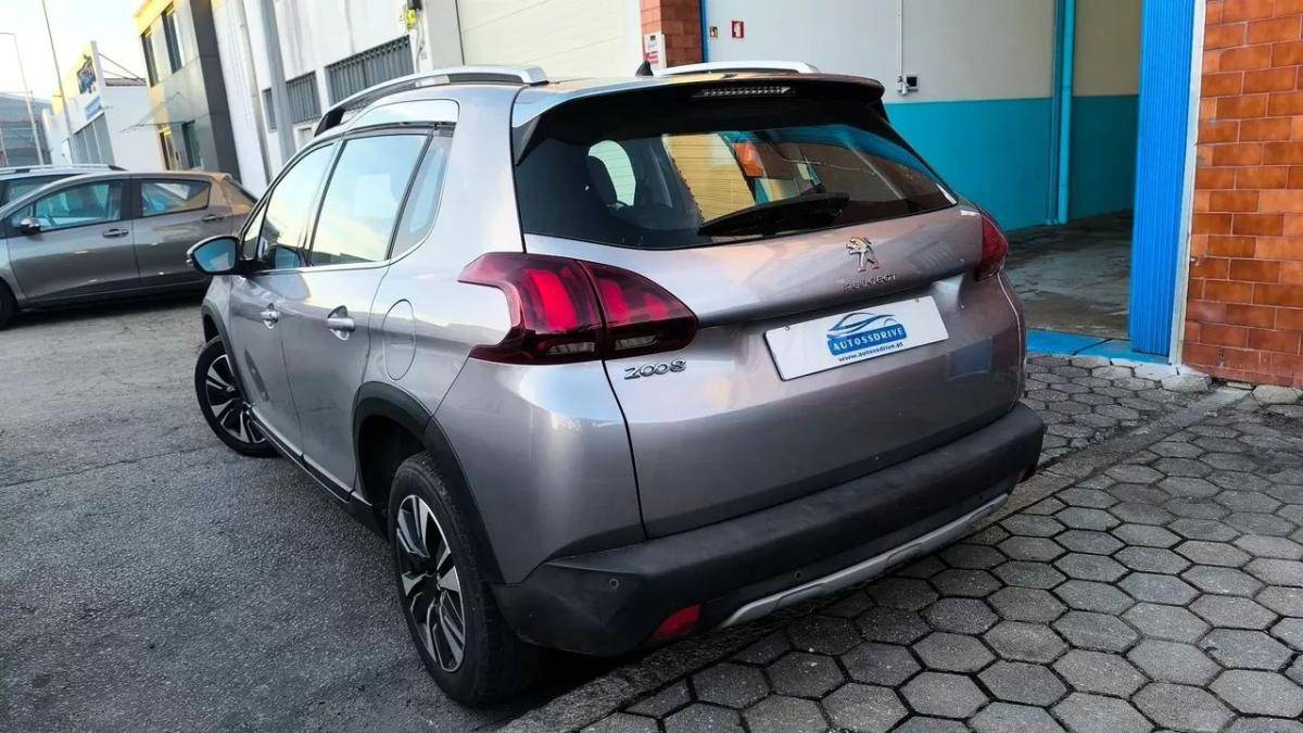 peugeot-2008-2017-diesel-1560cc