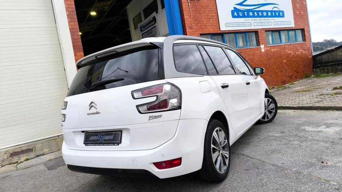 citroen-c4-grand-picasso-2015-diesel-1560cc