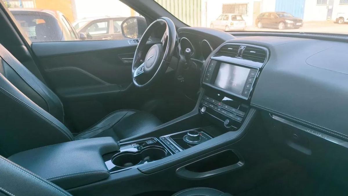 jaguar-f-pace-2017-diesel-1999cc