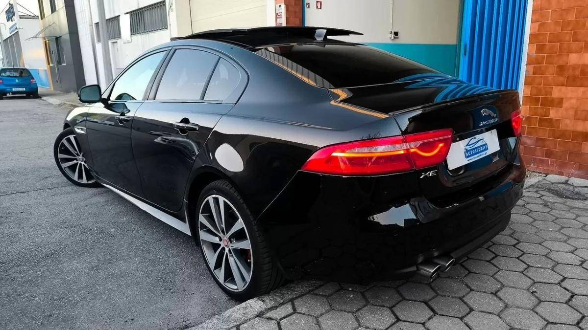 jaguar-xe-2017-diesel-1999cc