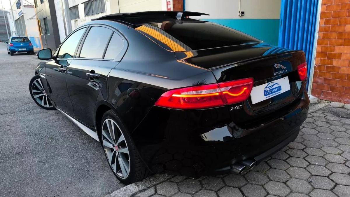 jaguar-xe-2017-diesel-1999cc