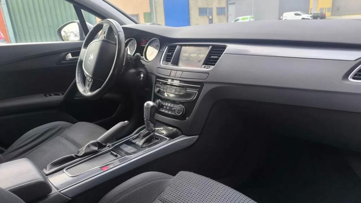 peugeot-508-sw-2015-diesel-1560cc