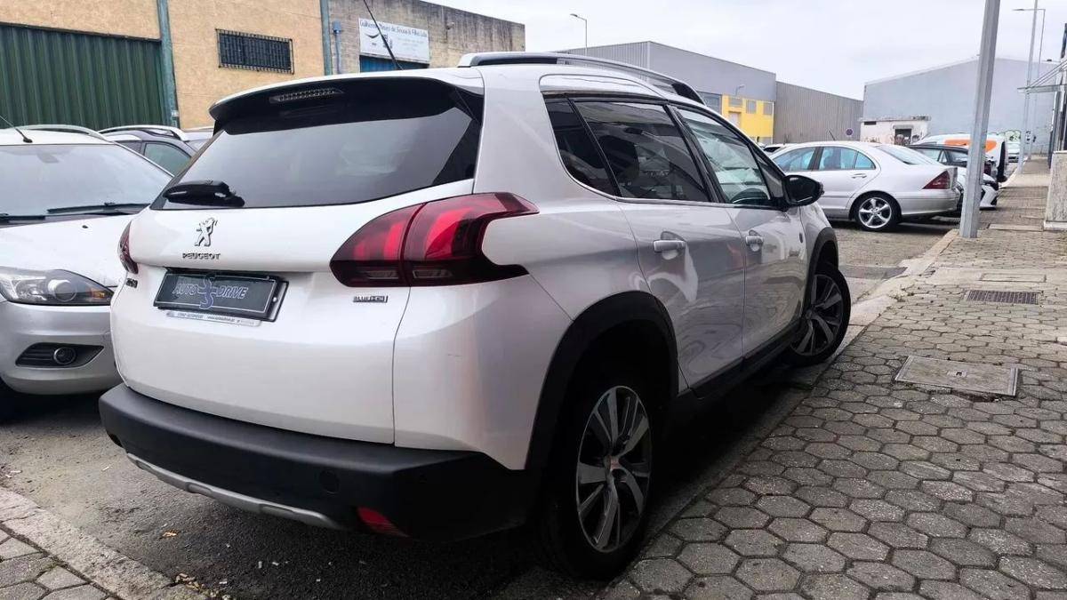peugeot-2008-2017-gasolina-1199cc