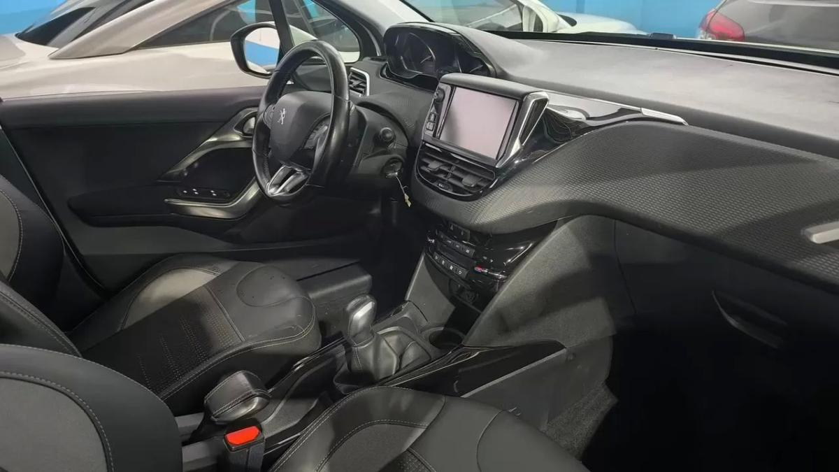 peugeot-2008-2017-gasolina-1199cc