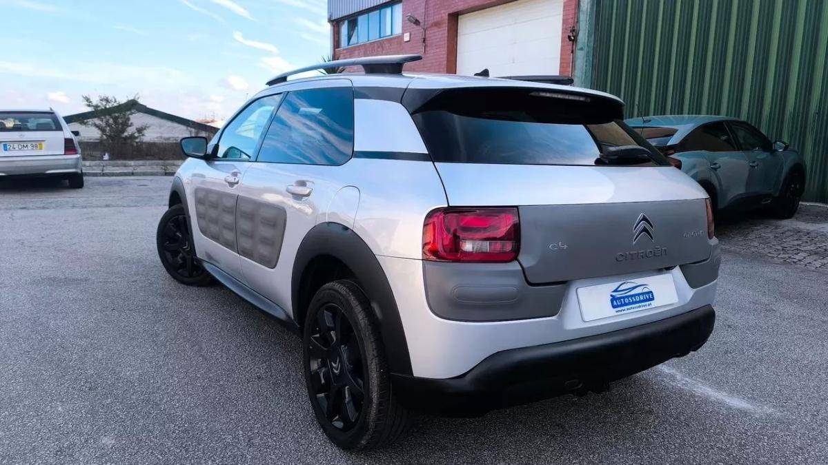 citroen-c4-cactus-2015-diesel-1560cc