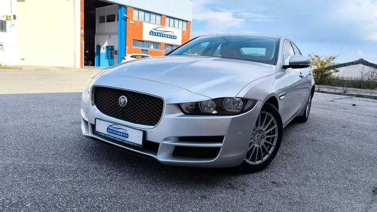 jaguar-xe-2018-diesel-1999cc