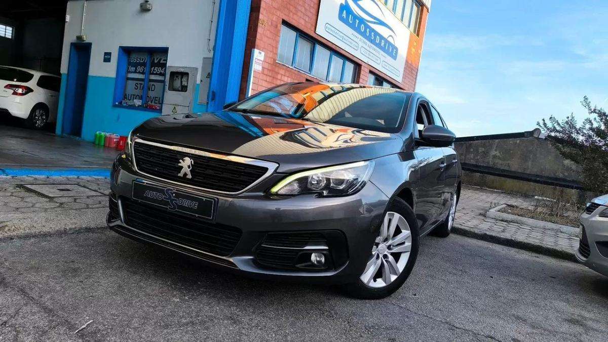 peugeot-308-sw-2018-diesel-1499cc