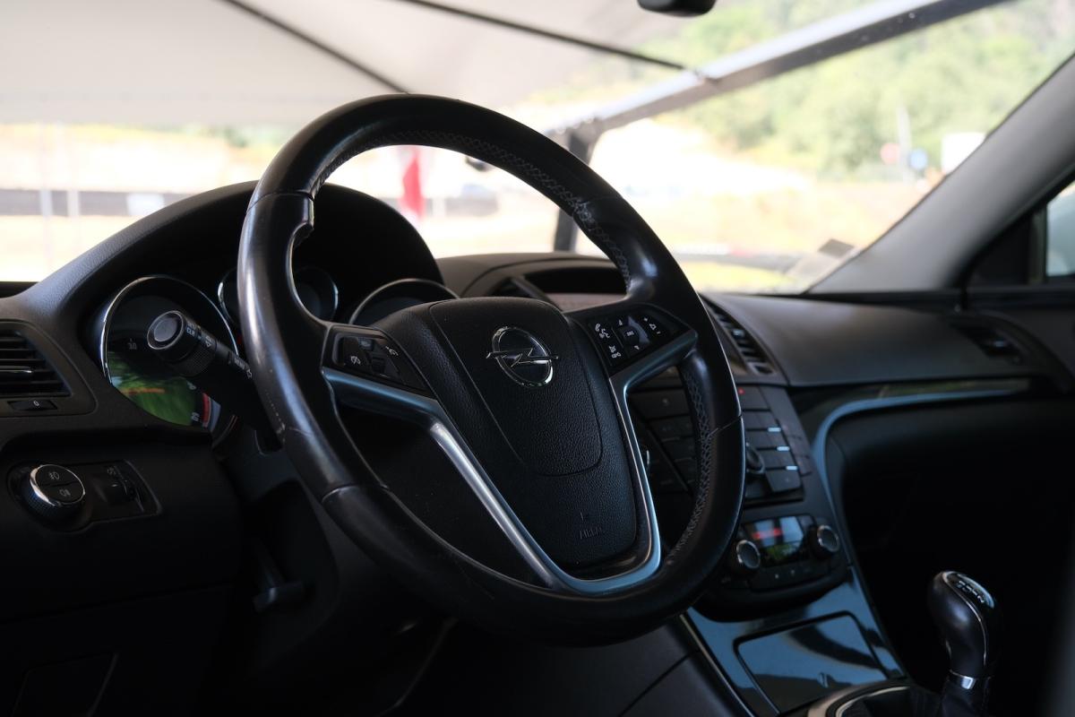 opel-insignia-2011-diesel-1956cc
