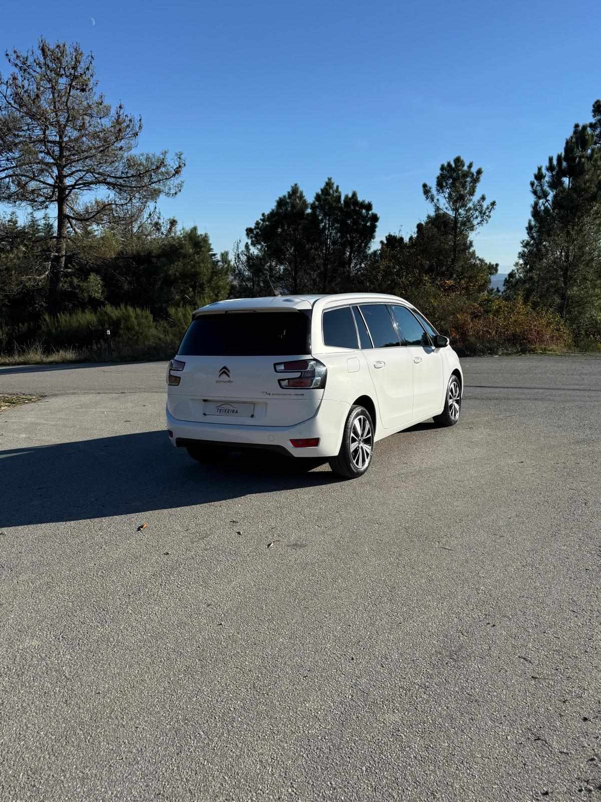 citroen-c4-picasso-1-5-bluehdi-2019-diesel-1499cc
