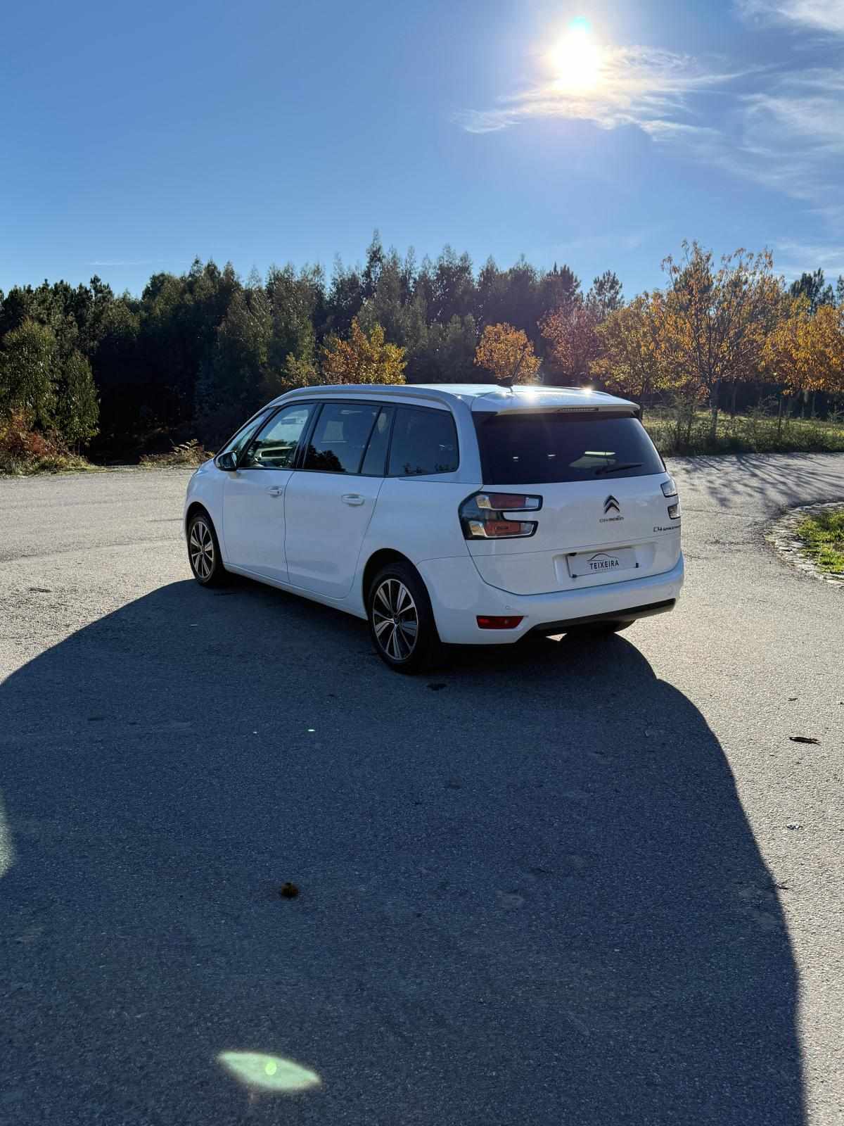 citroen-c4-picasso-1-5-bluehdi-2019-diesel-1499cc