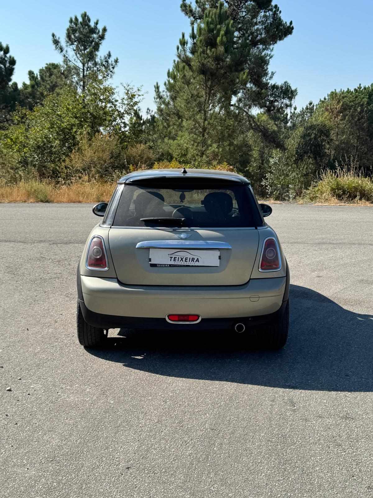 mini-hatch-d-2-0-2008-diesel-1560cc
