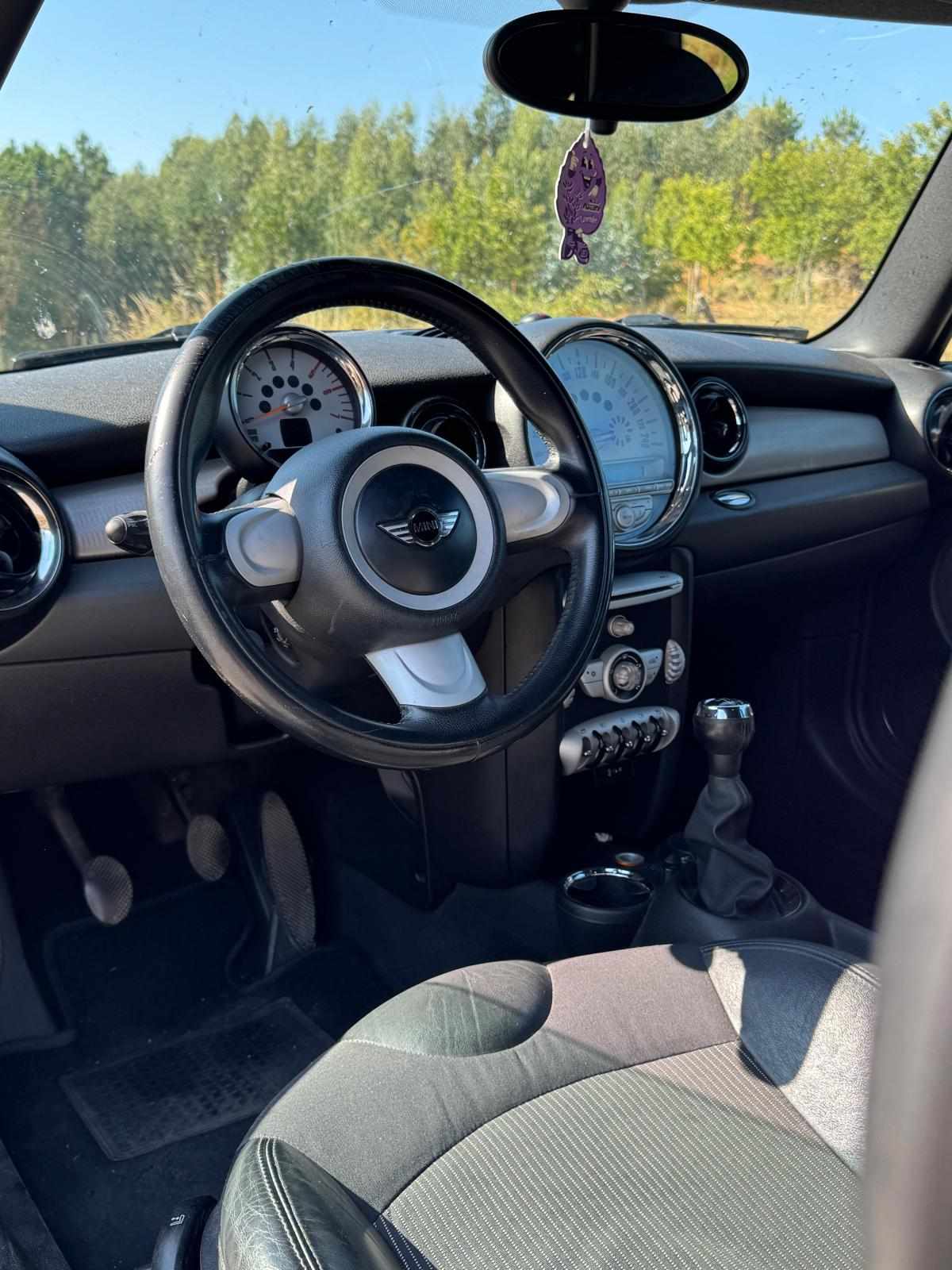 mini-hatch-d-2-0-2008-diesel-1560cc