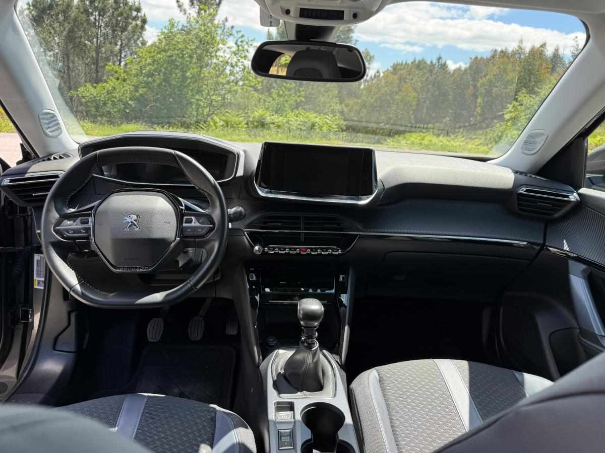 peugeot-2008-1-2-puretech-2020-gasolina-1199cc
