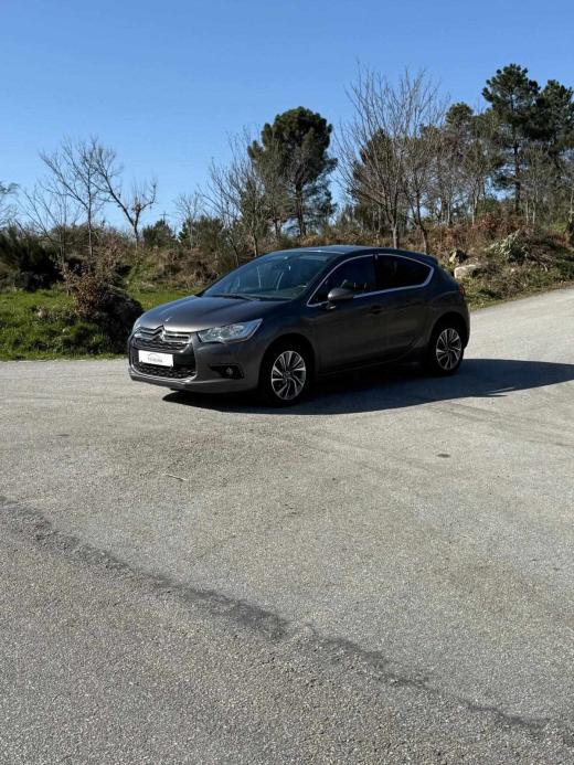 citroen-ds4-1-6-120cv-2015-diesel-1560cc