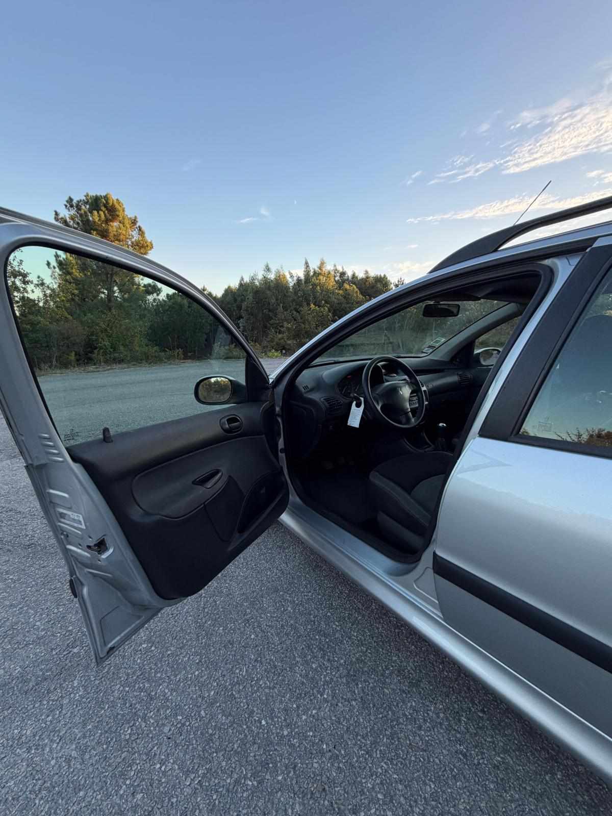 peugeot-206-1-4-hdi-2006-diesel-1398cc