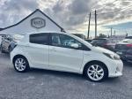 toyota-yaris-2012-hibrido-1497cc