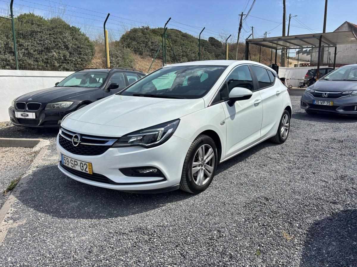 opel-astra-2017-diesel-1598cc