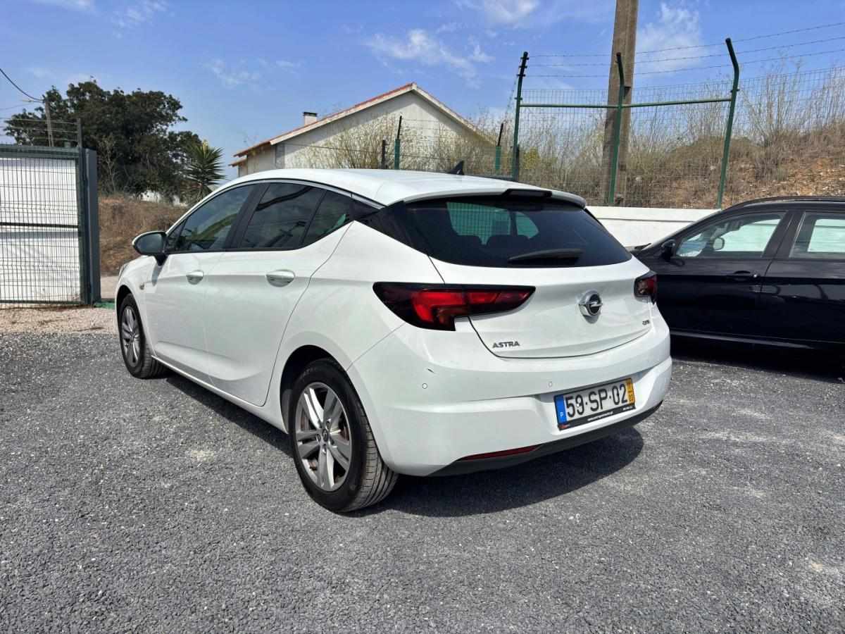 opel-astra-2017-diesel-1598cc