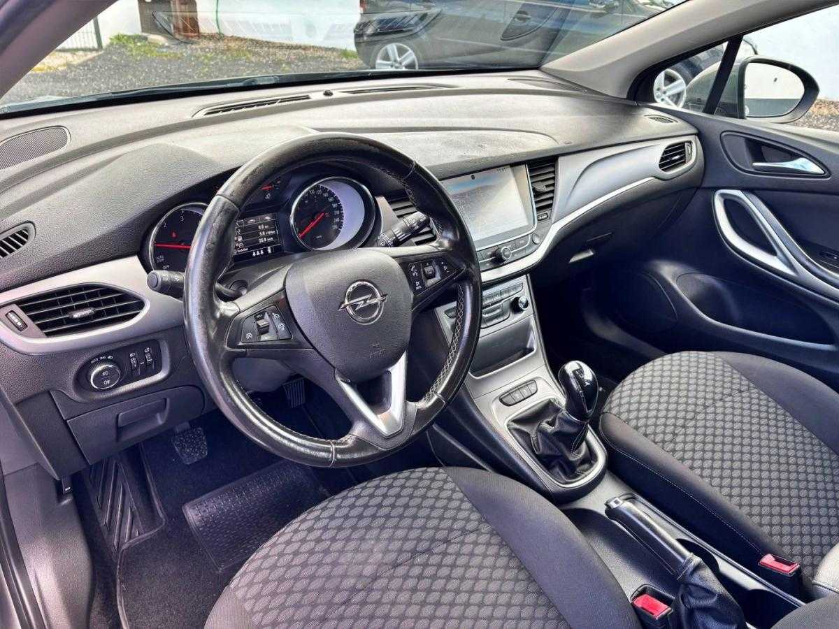 opel-astra-2018-diesel-1598cc