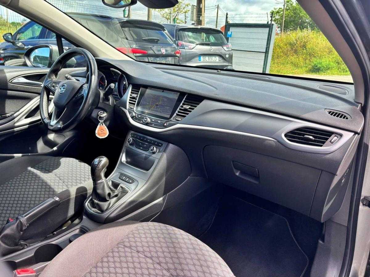opel-astra-2018-diesel-1598cc
