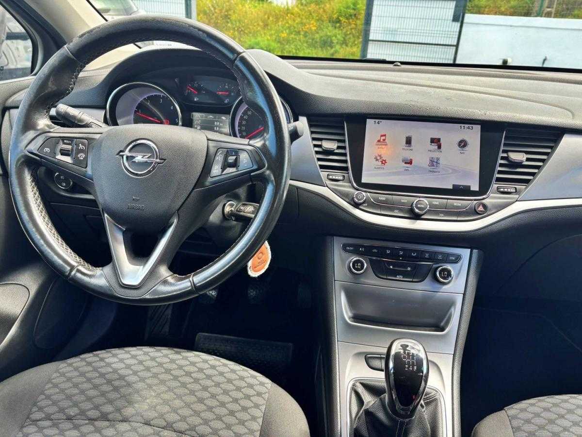 opel-astra-2018-diesel-1598cc