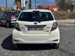 toyota-yaris-2014-hibrido-1497cc