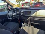 toyota-yaris-2014-hibrido-1497cc