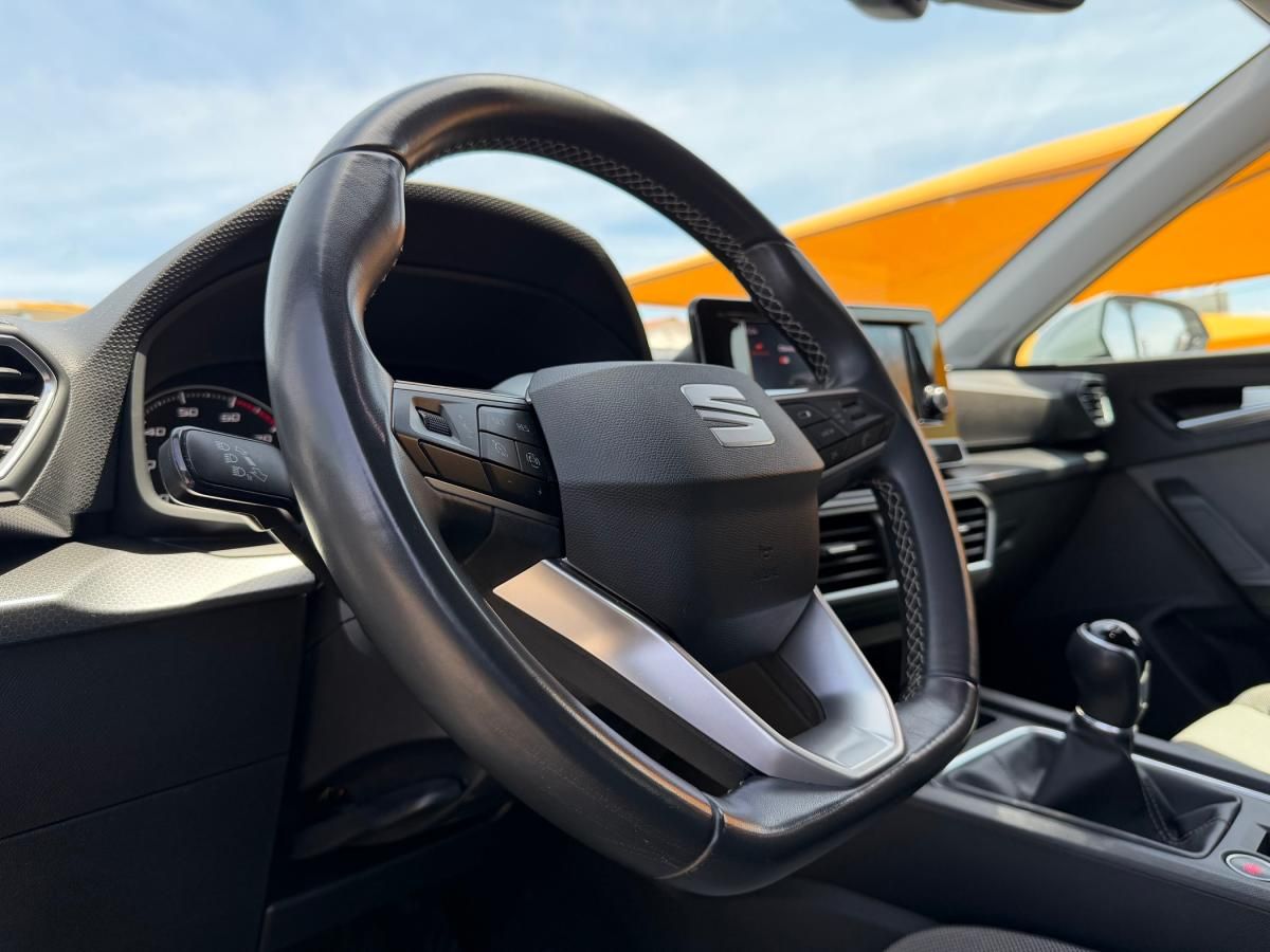 seat-leon-2023-gasolina-999cc