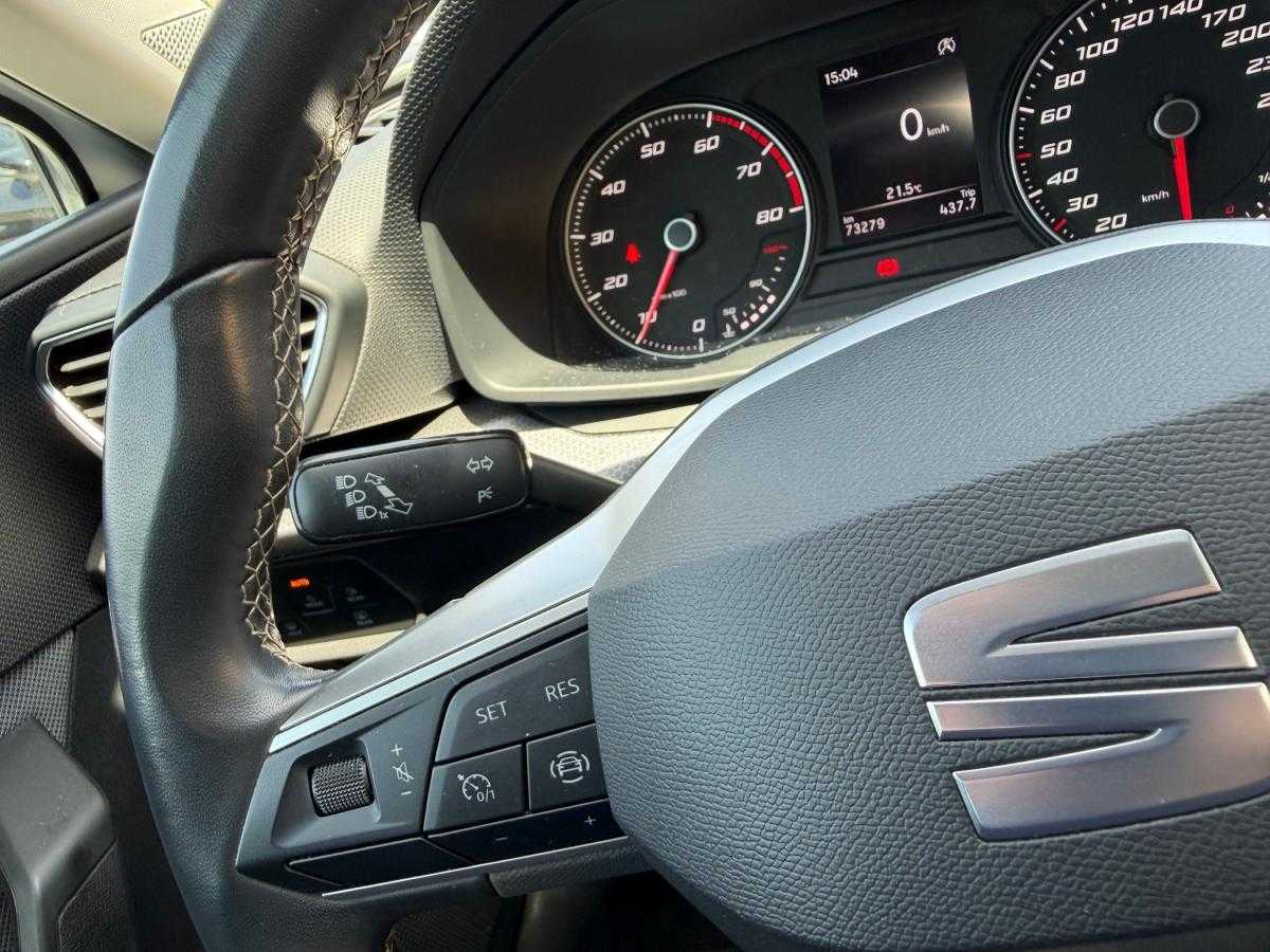 seat-leon-2023-gasolina-999cc
