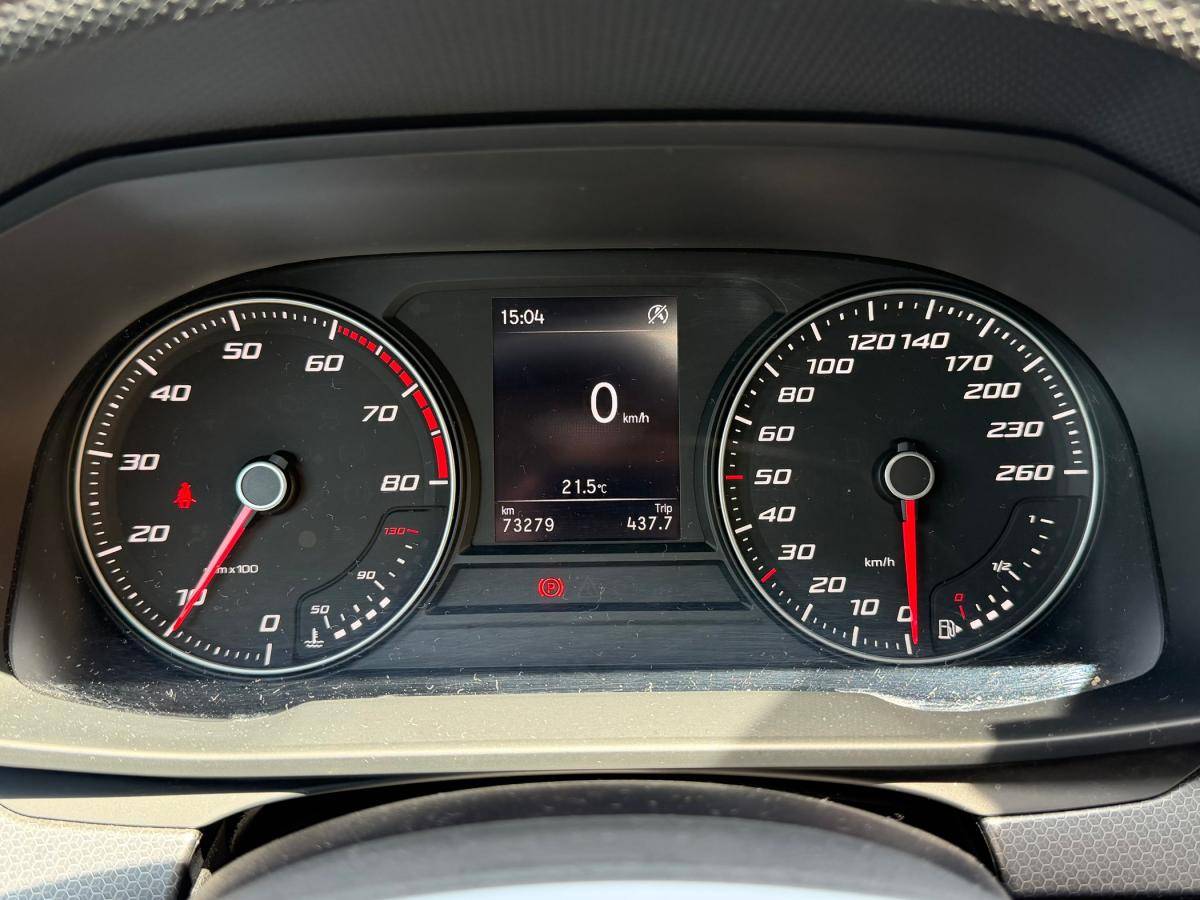 seat-leon-2023-gasolina-999cc