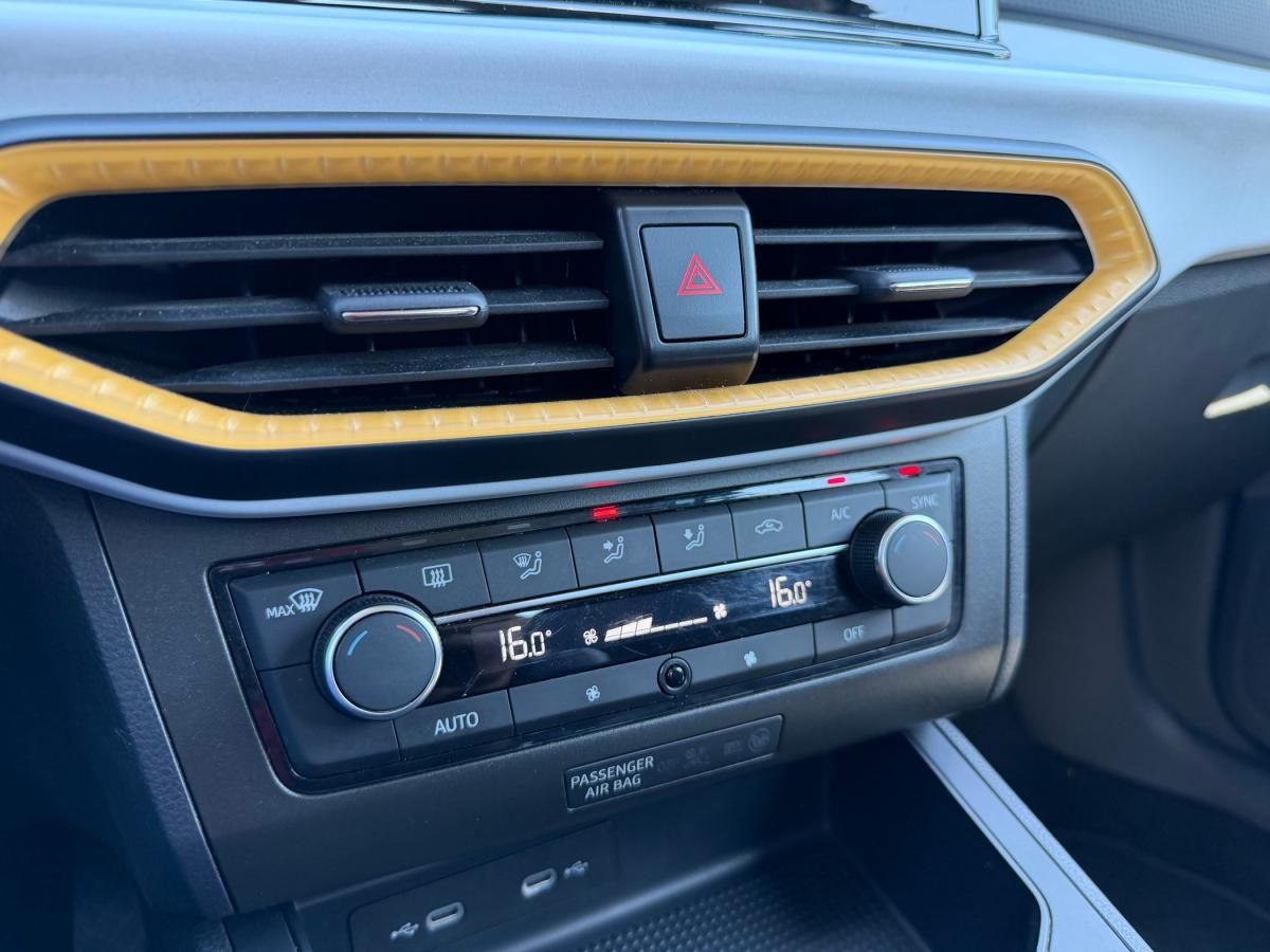 seat-ibiza-2023-gasolina-999cc