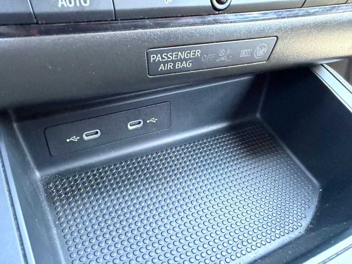 seat-ibiza-2023-gasolina-999cc