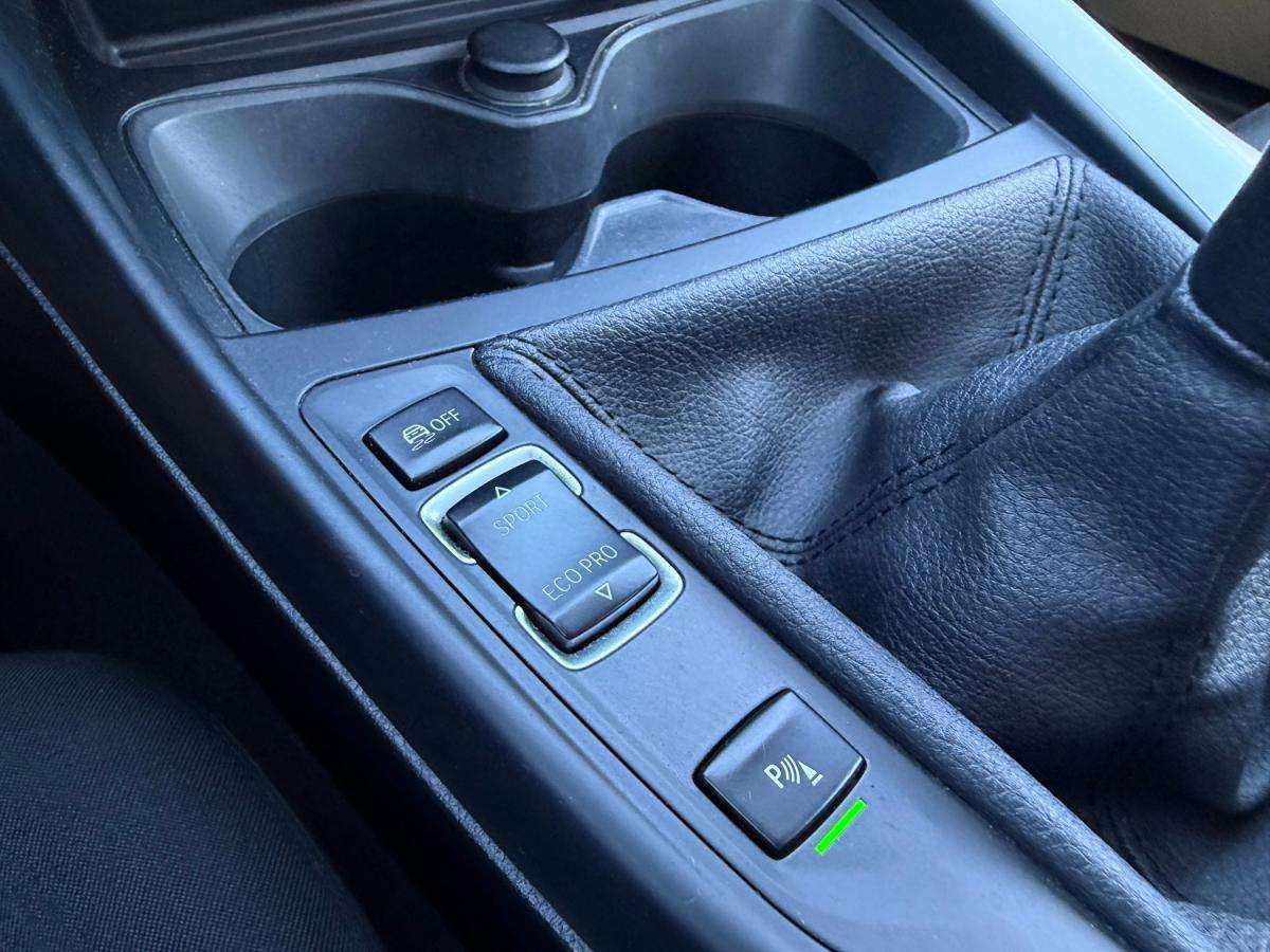 bmw-serie-1-2016-diesel-1496cc