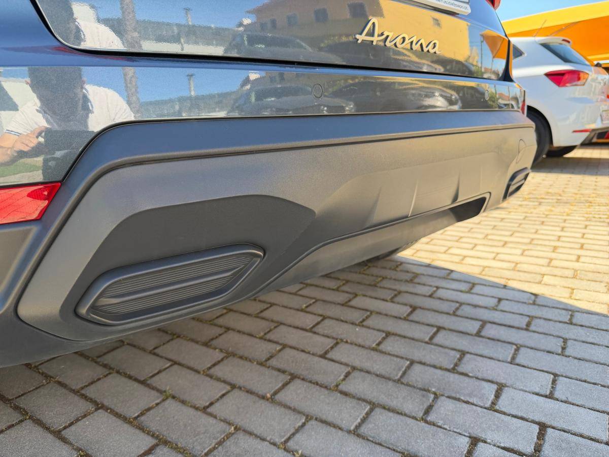seat-arona-2023-gasolina-999cc