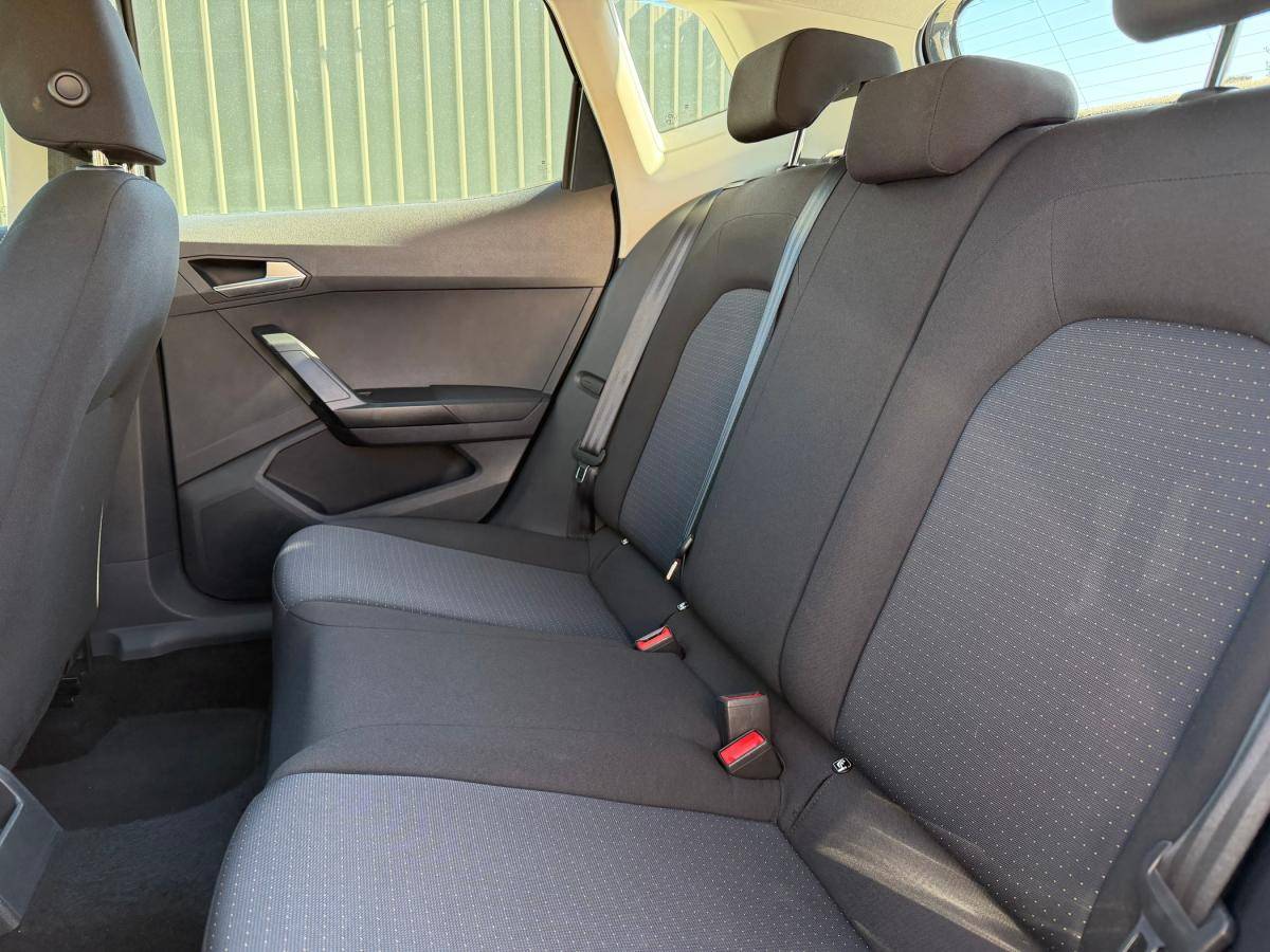 seat-arona-2023-gasolina-999cc