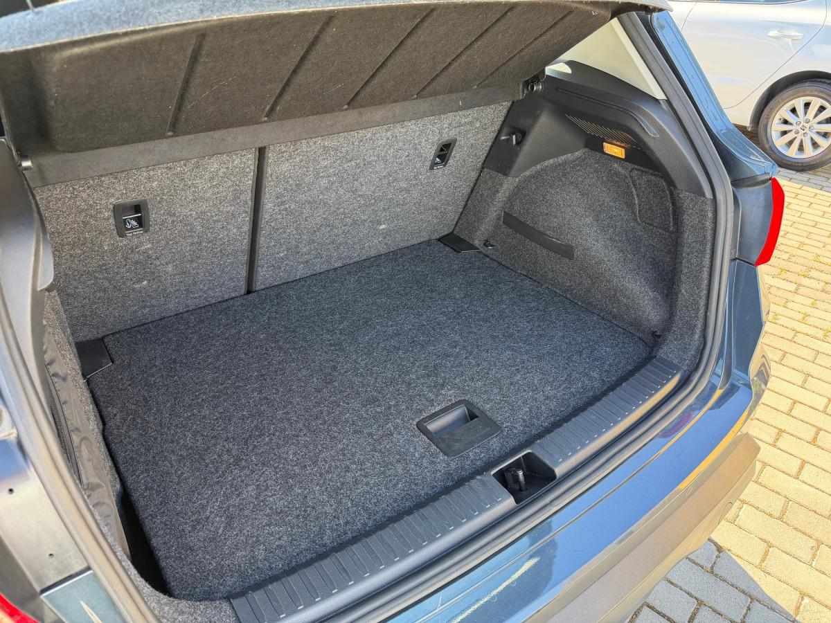seat-arona-2023-gasolina-999cc
