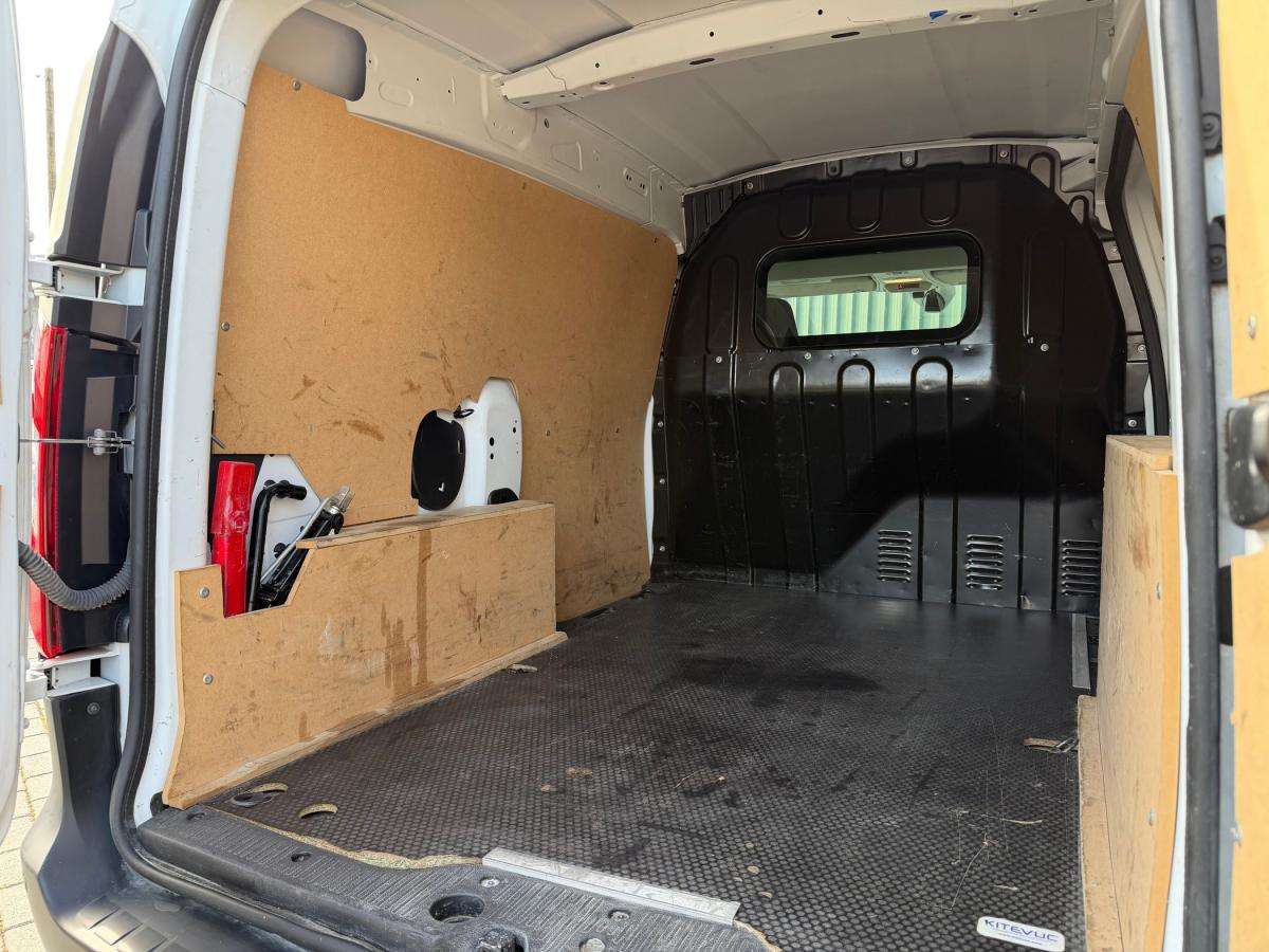 renault-express-2023-diesel-1461cc