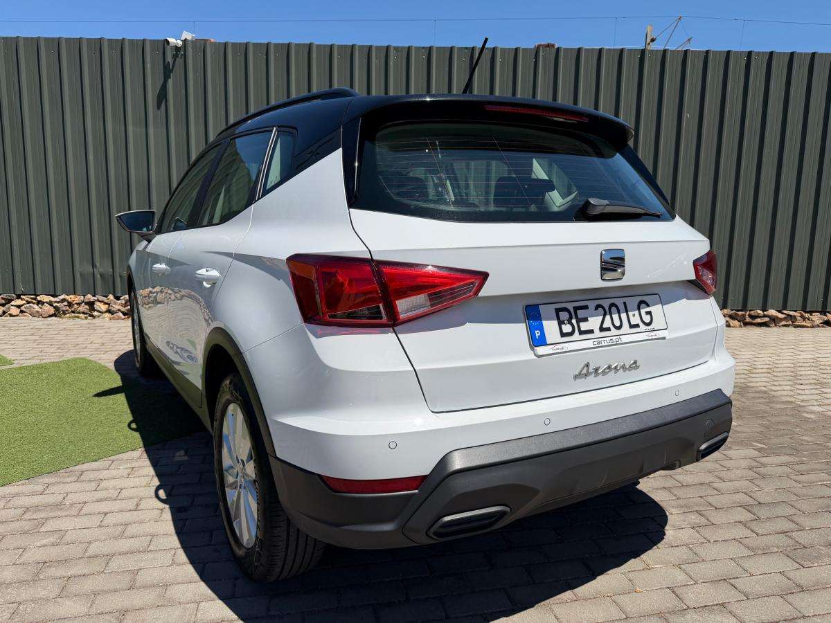 seat-arona-2023-gasolina-999cc
