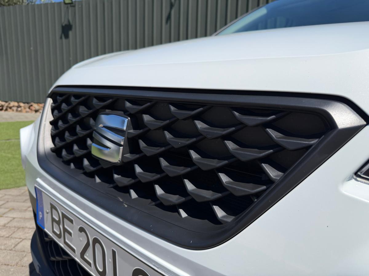 seat-arona-2023-gasolina-999cc