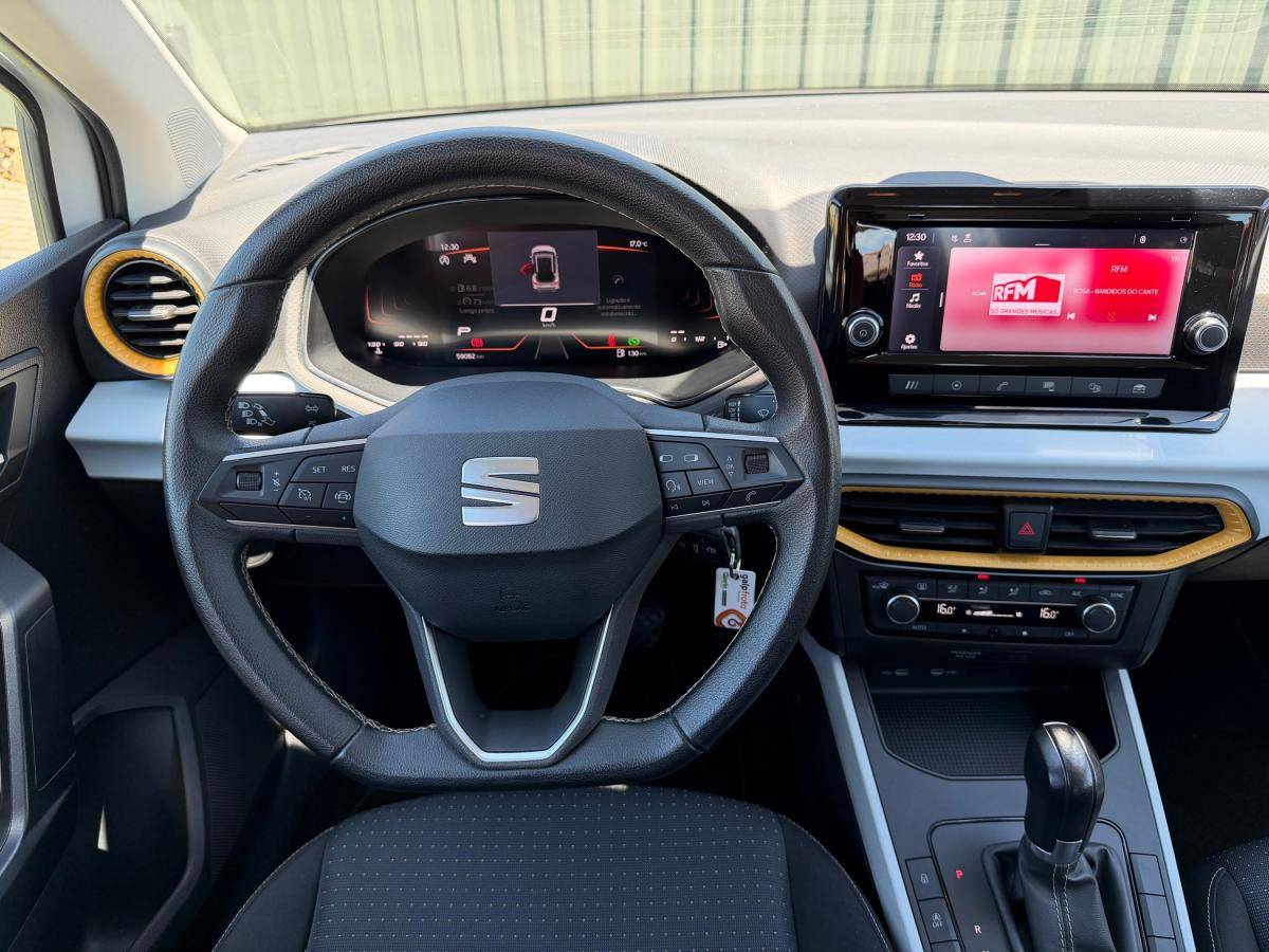 seat-arona-2023-gasolina-999cc