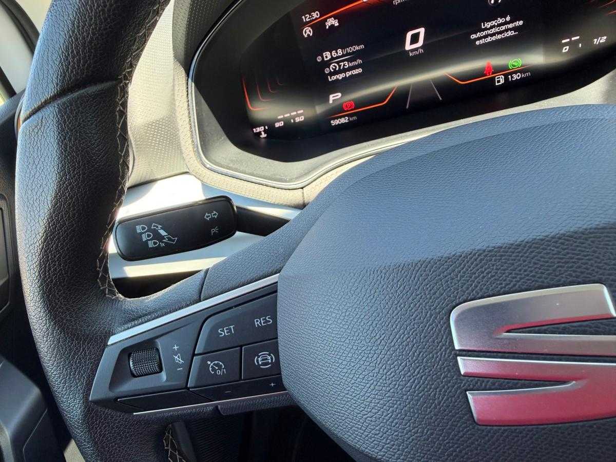 seat-arona-2023-gasolina-999cc