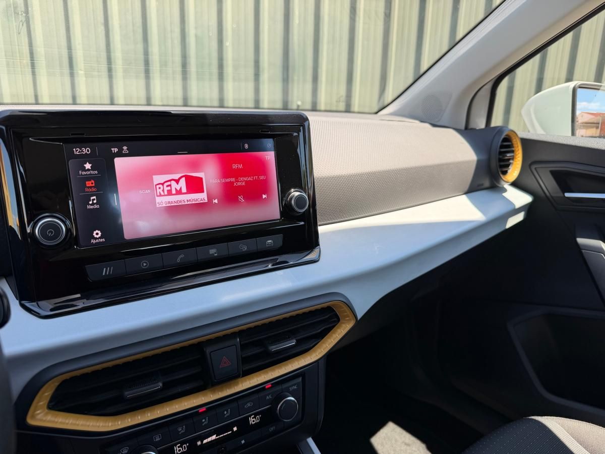 seat-arona-2023-gasolina-999cc