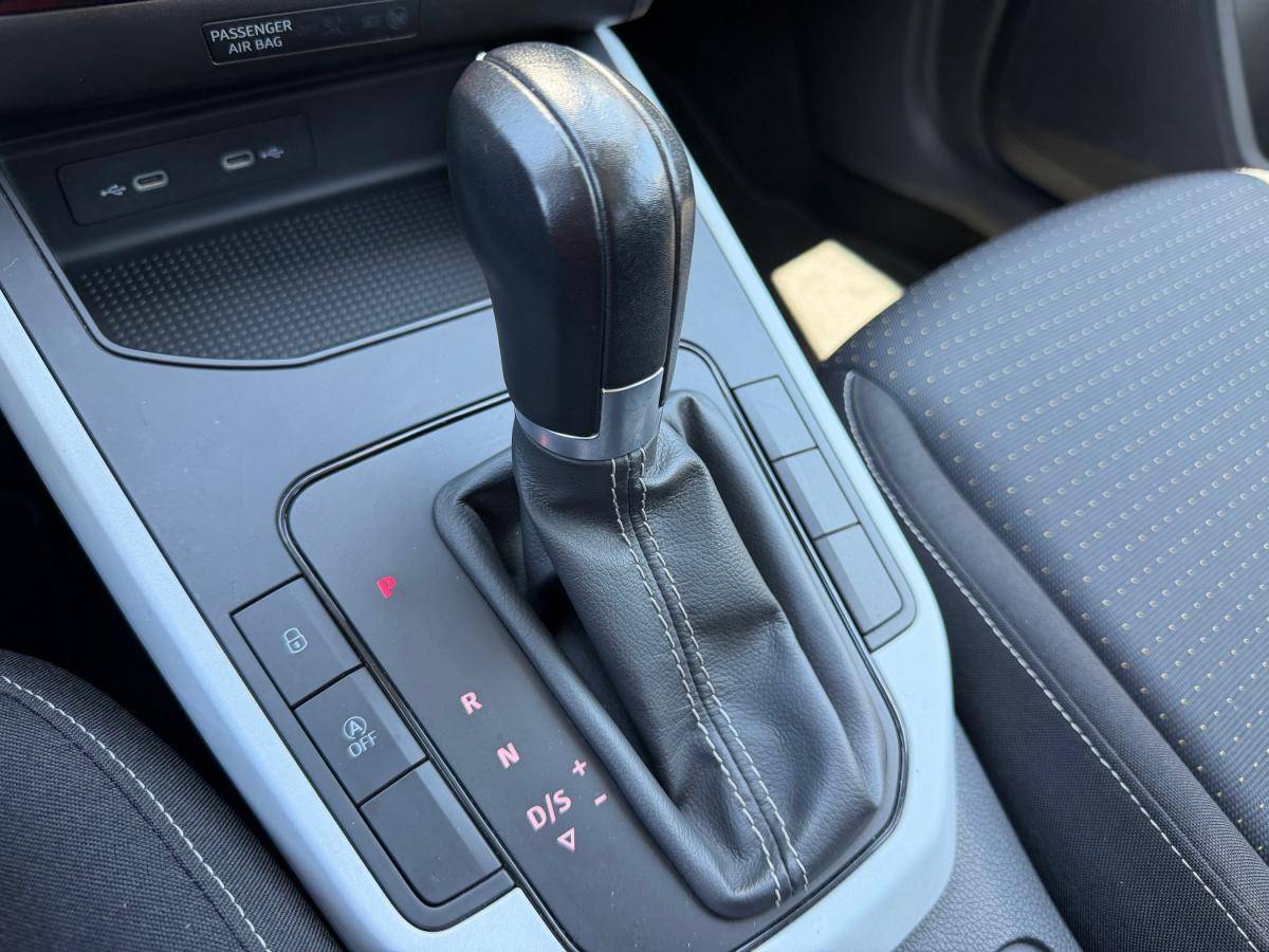 seat-arona-2023-gasolina-999cc