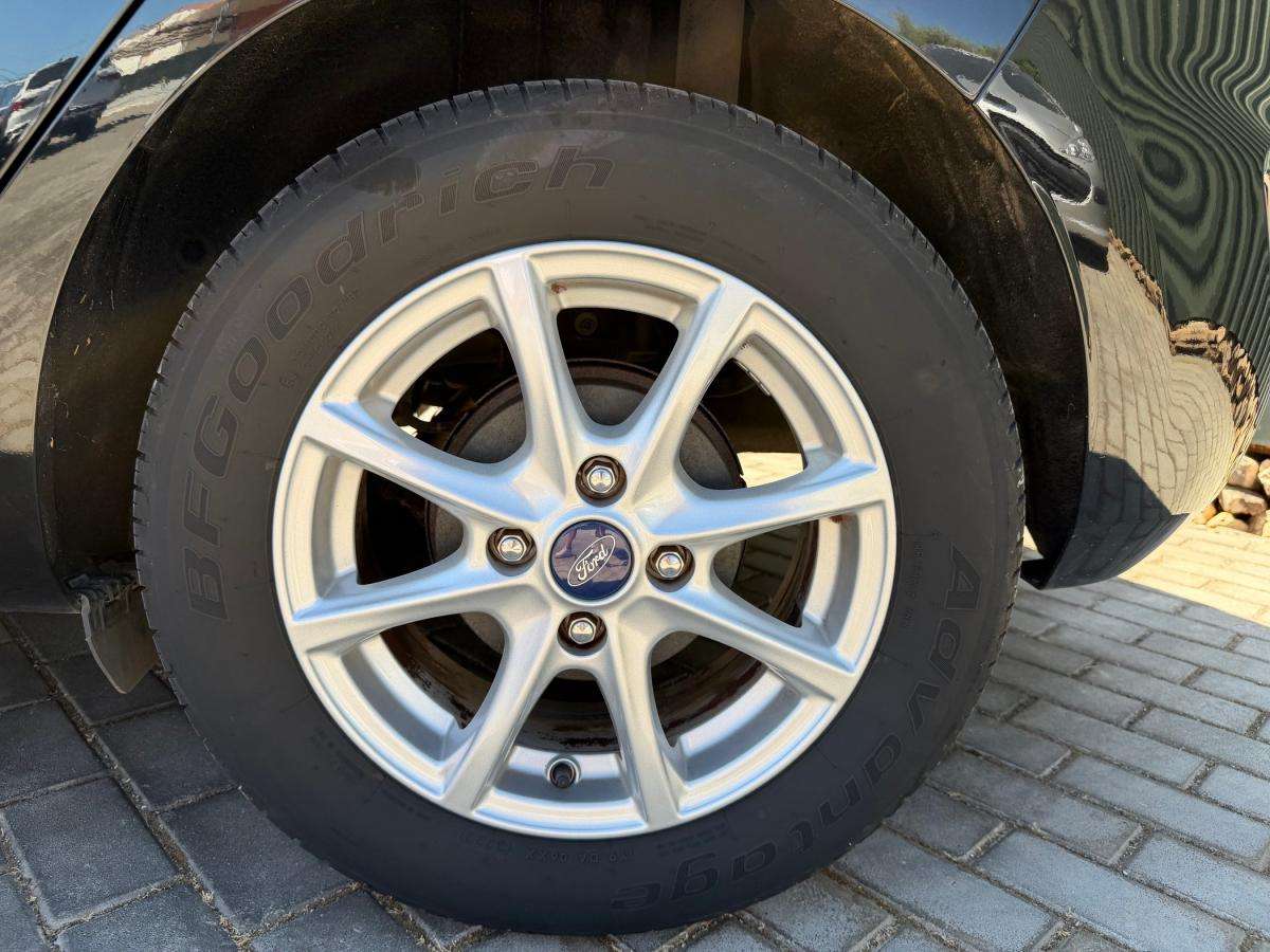 ford-fiesta-2018-gasolina-1084cc