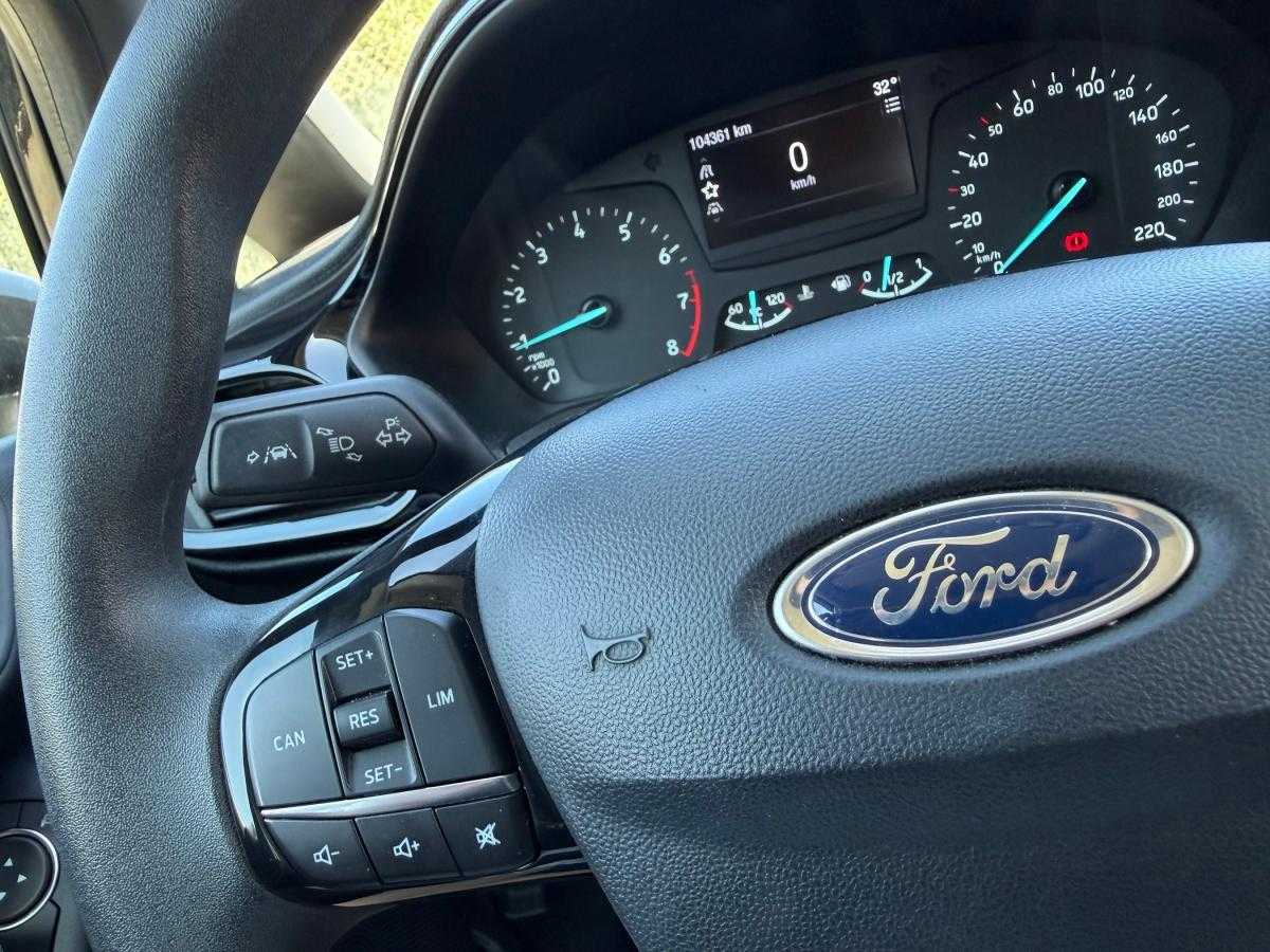 ford-fiesta-2018-gasolina-1084cc