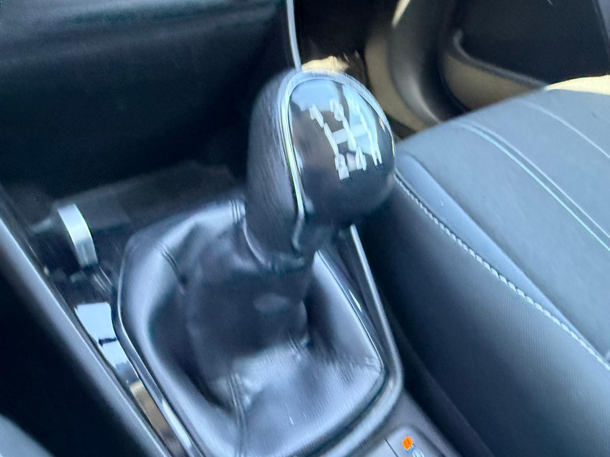 ford-fiesta-2018-gasolina-1084cc