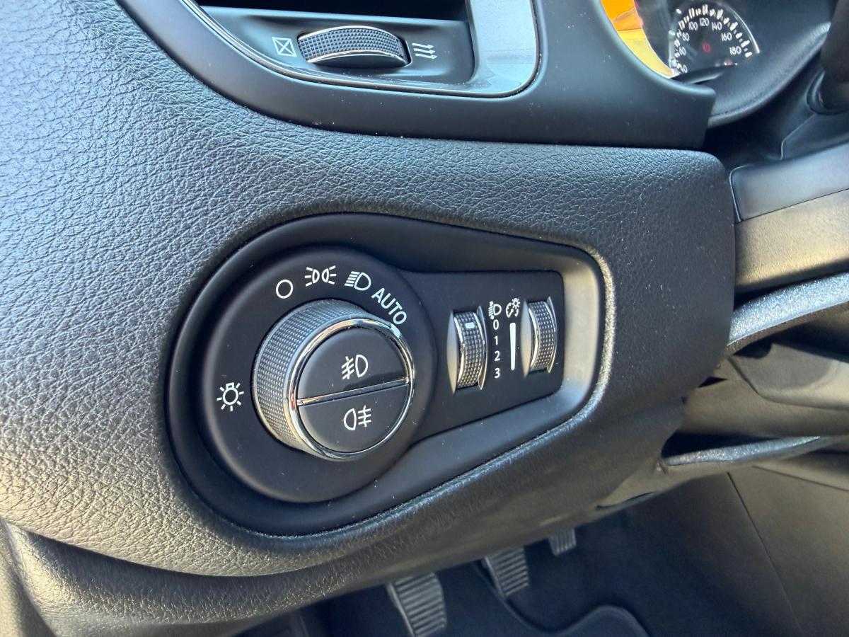 jeep-renegade-2023-gasolina-999cc
