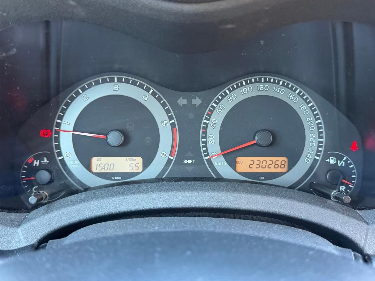 toyota-auris-2012-diesel-1364cc