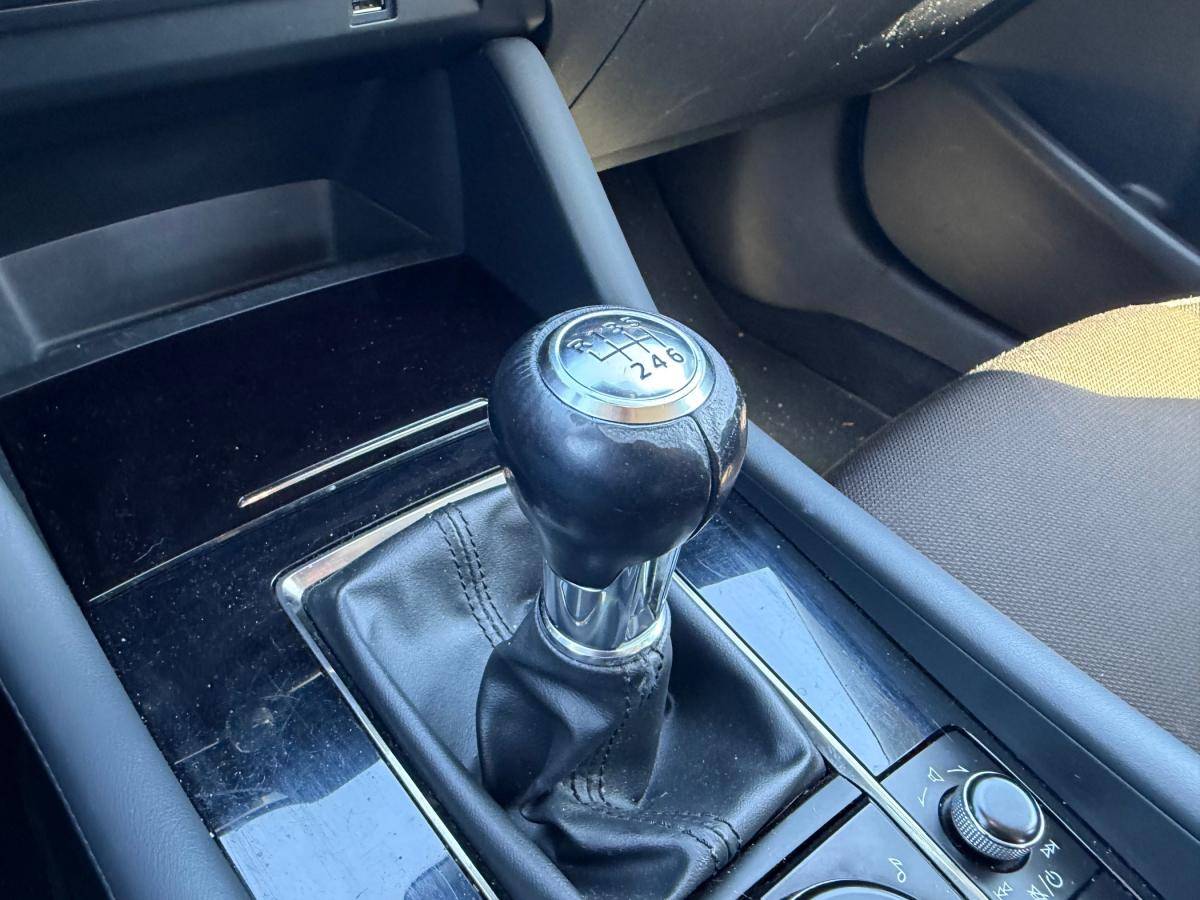 mazda-3-2020-diesel-1759cc