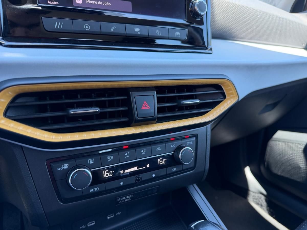 seat-ibiza-2023-gasolina-999cc